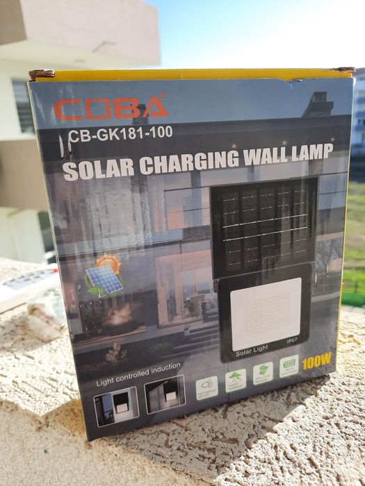Lampa led cu i carcase solara și telecomanda Putere 100W