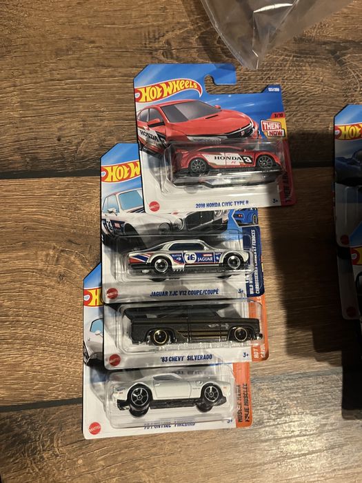 Колички hot wheels