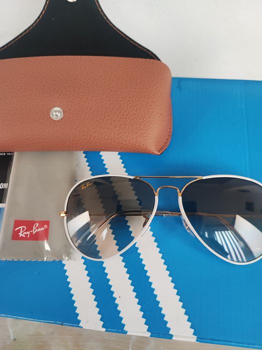 Ochelari de soare Ray Ban, lentila negru, rama metalica argintie,