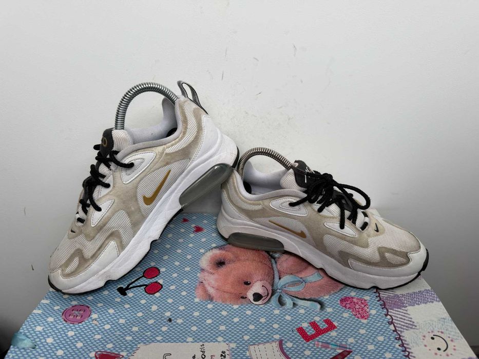 Nike Air Max 200''оригинални маратонки 37.5 номер