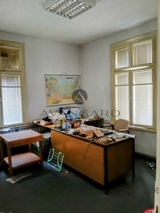 оф.22420 Два Етажа От Къща Суперцентър