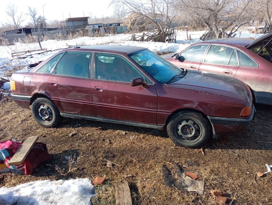 Продам Ауди 80 на ходу