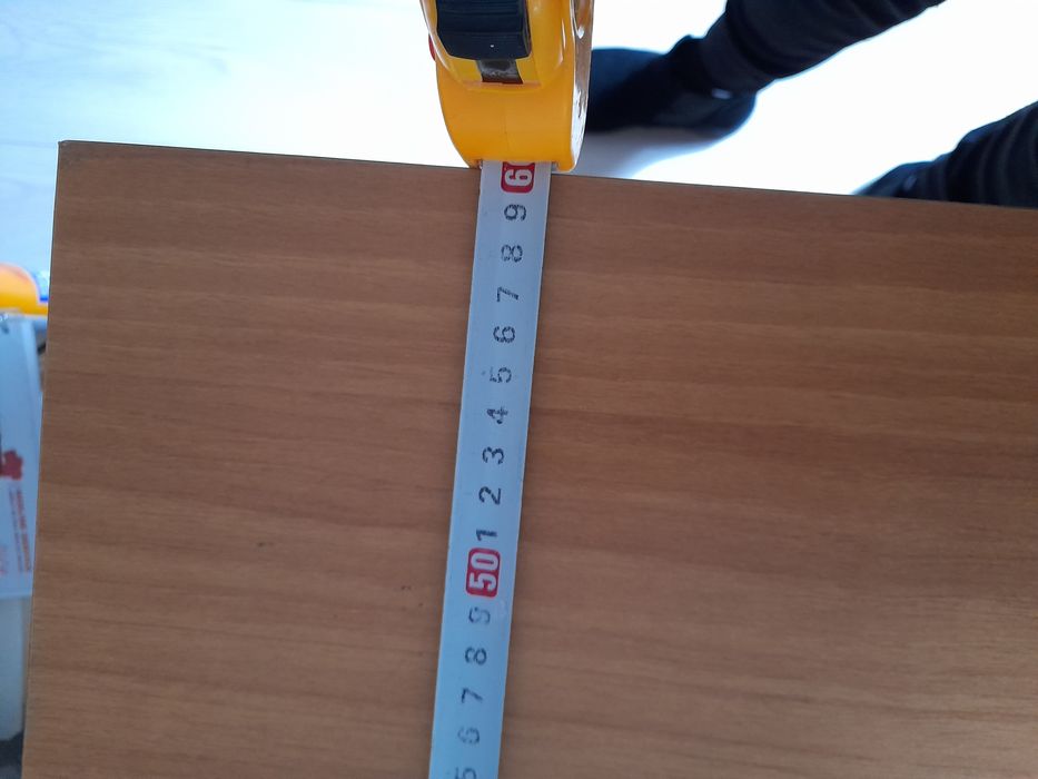 Vând birou în stare buna