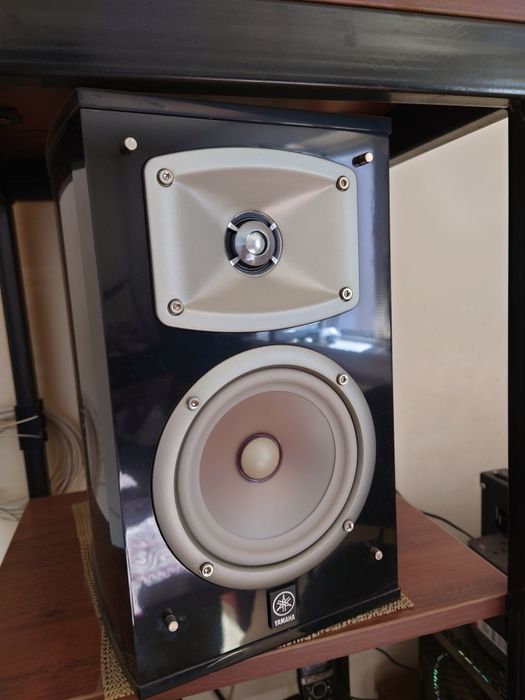Акустика Yamaha NS-333