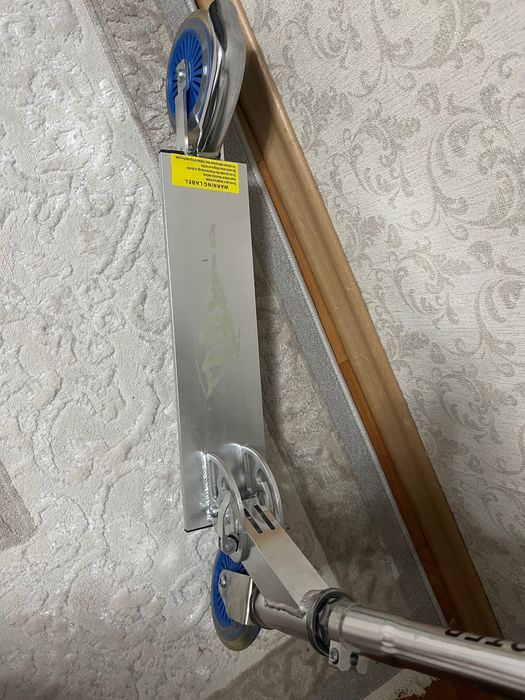 Продам детские самокаты