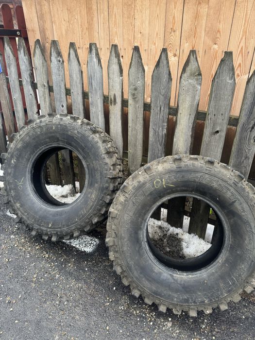 vand 2 cauciucuri simex pe 35 R16