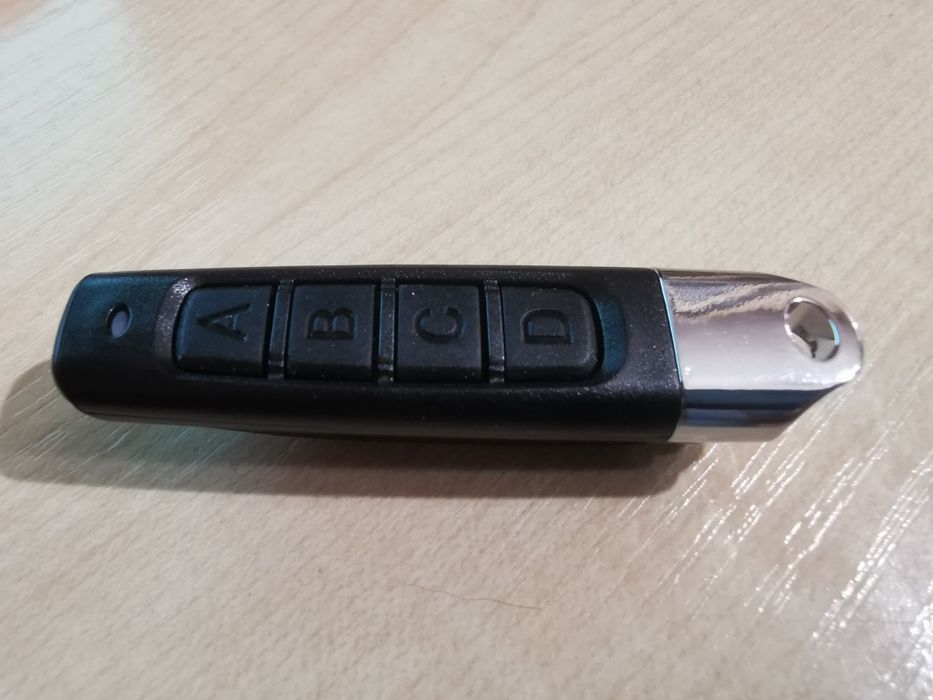 Пульт универсальный 433,92 МГц, дубликатор