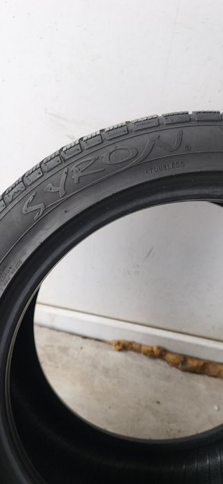 225/45/17 2бр Гуми