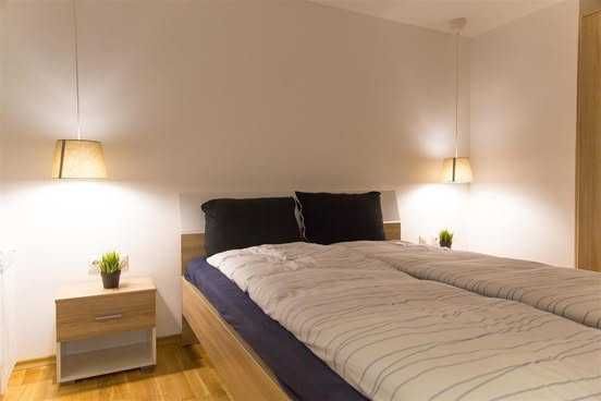 Продава се Двустаен апартамент в София, Център - 70 кв.м за 2643 €/кв.м - Снимка #2