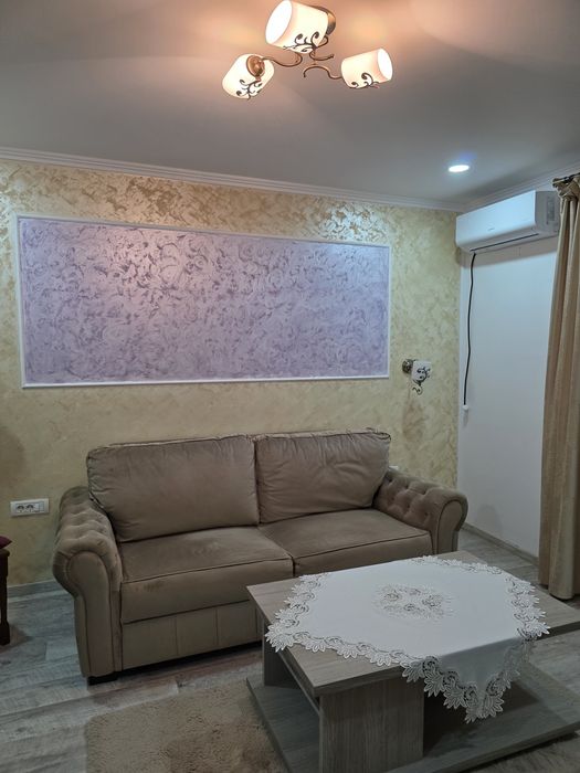 Închiriez garsonieră dublă modernă