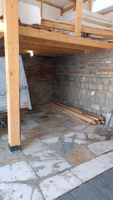 Гараж продам недоделанный двухэтажный