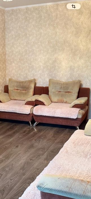 Продам диван с 2 креслами