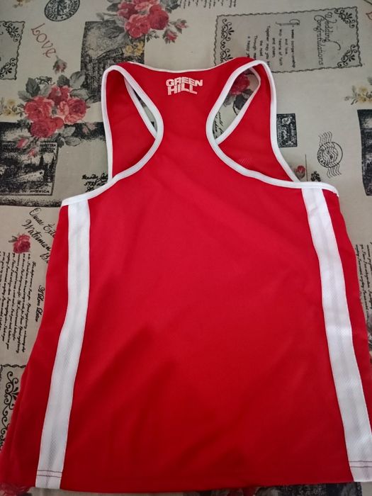 ex compleuri de boxat încă în garanție