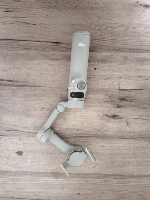 Stabilizator Dji osmo mobile 7