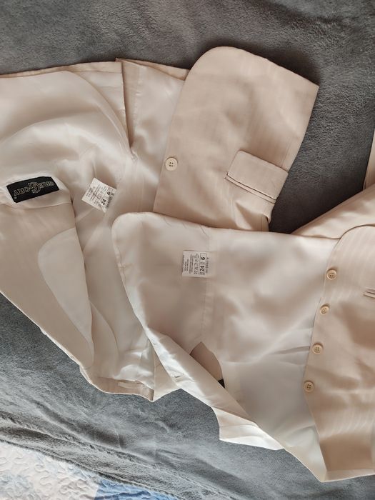 Продаю тройку для мальчика