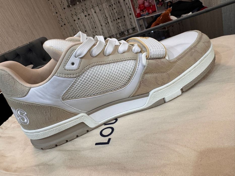 Louis vuitton trainer 43