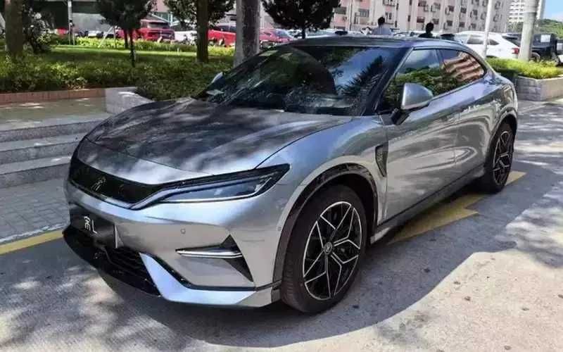 BYD Song L 2025