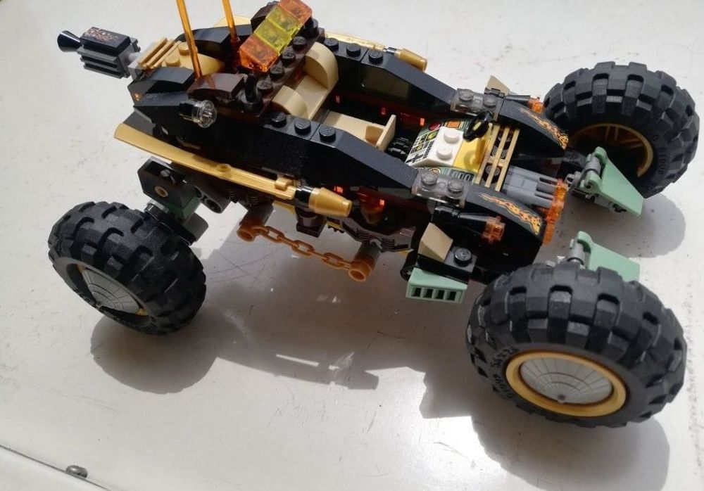 Lego technic masina buggy