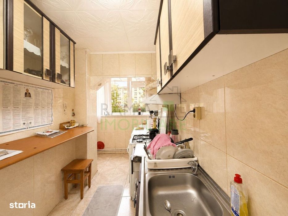 Apartament 2 camere decomandat ,49 mp, Parter, balcon, boxă