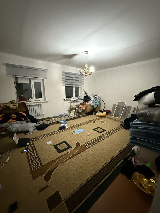 20 мкр да 4 ханалы уй сатылады. Бахасы келисип бериледи.