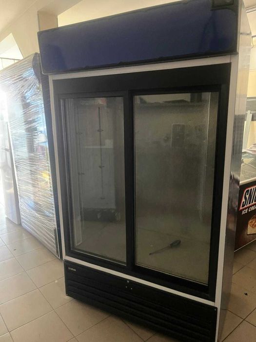 Vitrina frigorifica bauturi