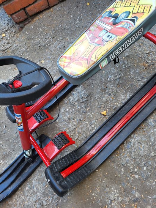 Снегоход в хорошем состоянии