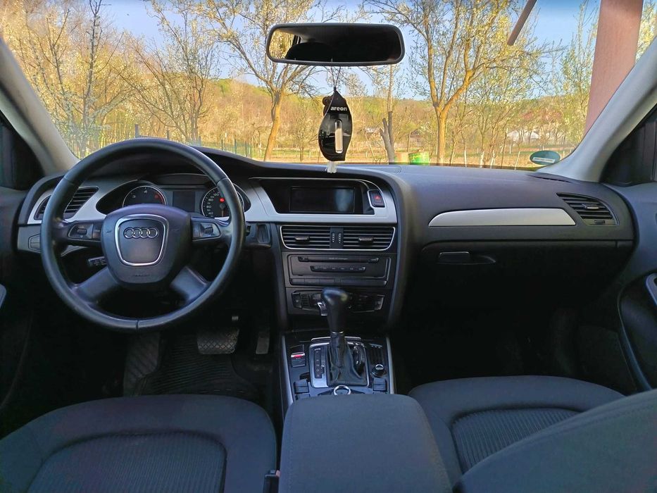 Vand/Schimb Audi A4 B8