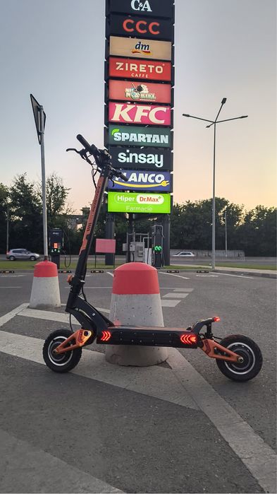 Trotineta electruca Kukirin g3 pro