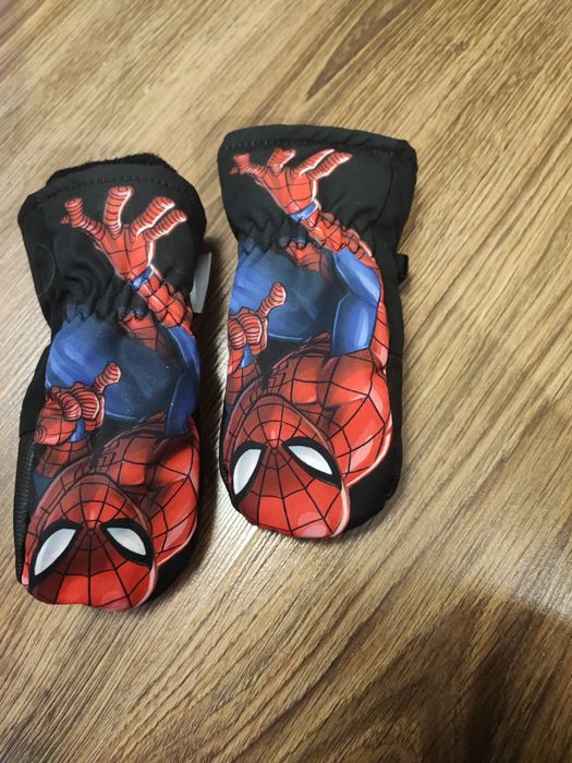 Mănuși baieti 5 ani H & M