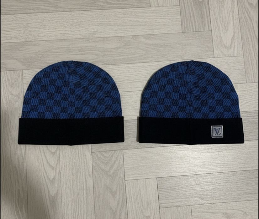 Caciula Louis Vuitton Albastra