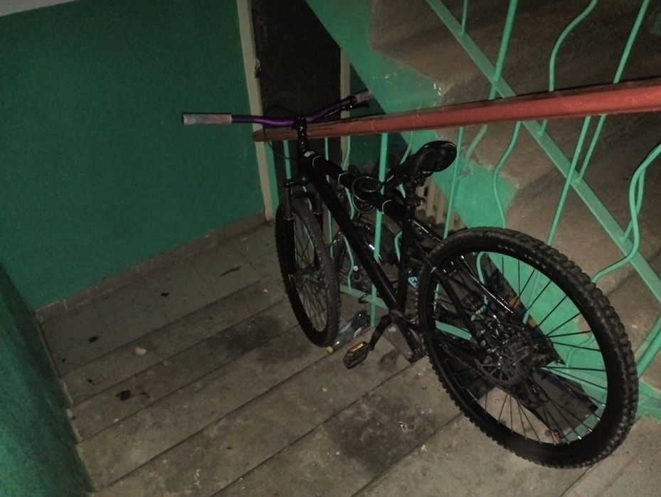 Продам велосипед Specialized Hardrock 26