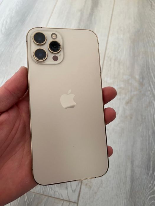 Айфон 12 про макс