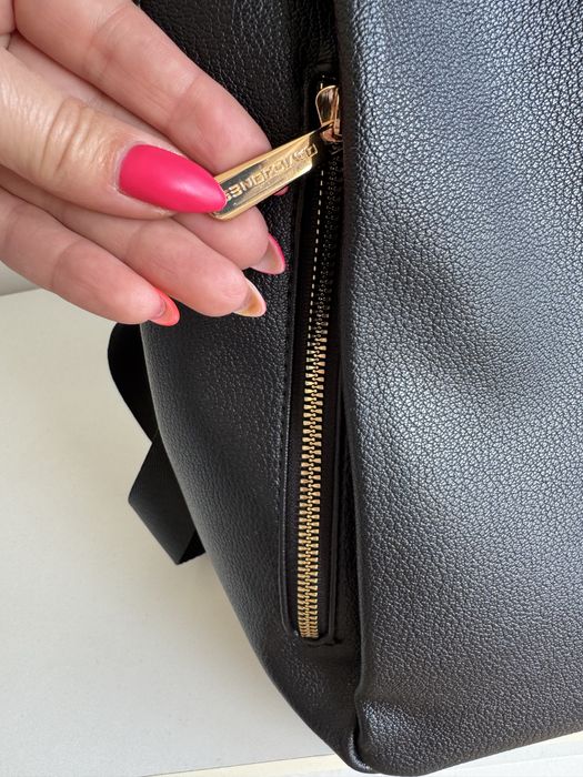 Нова раница David Jones