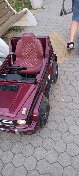 Електрическа кола за дете