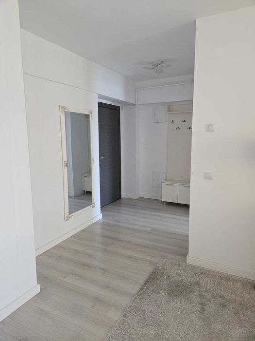 Apartament cu o camera si loc de parcare in cladire - Fara garantie