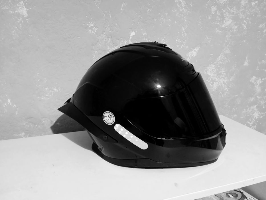 Продам шлем новый