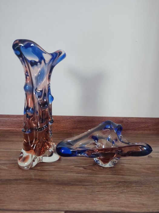 Продам из стекла предметы.