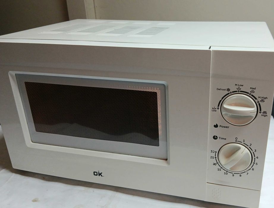 Микровълнова печка OK