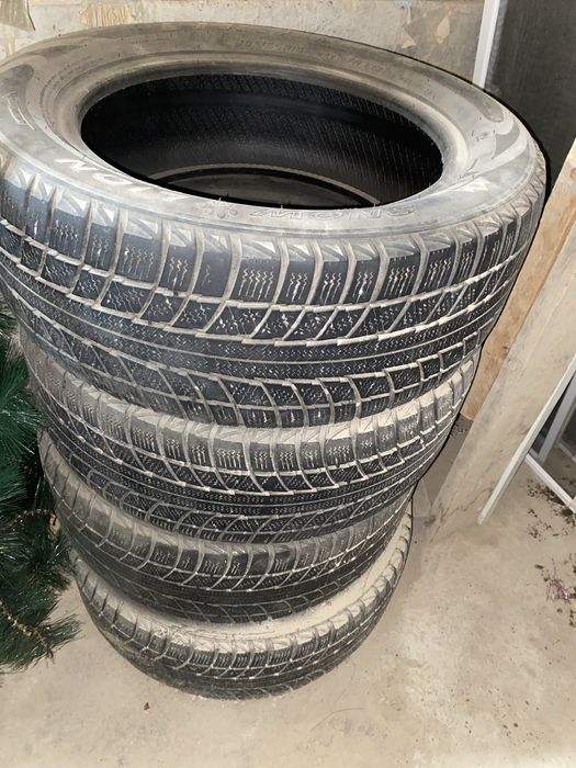 Продаются зимние шины (баллоны)