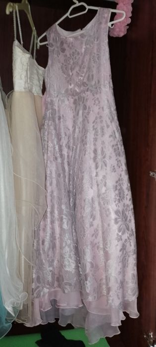 Платье для девочки бальное,вечернее.