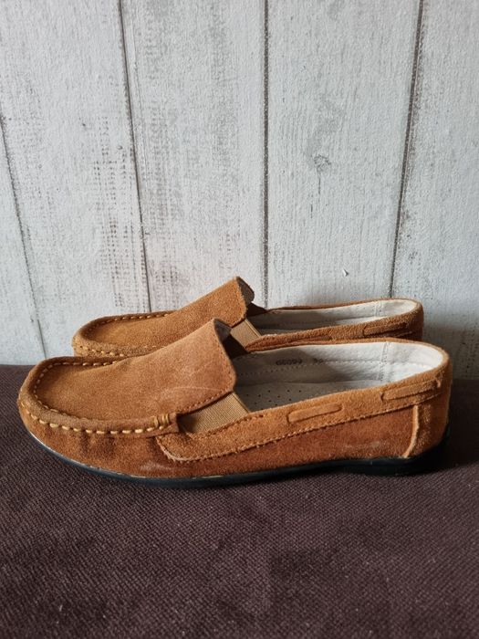 Продам кожаные мокасины размер 35-36