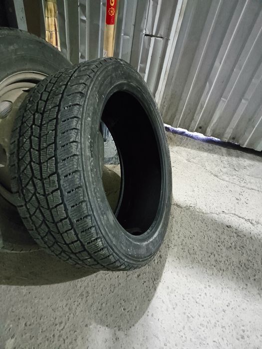 Летняя резина 1 шт,резина на запаску 235/45 R18