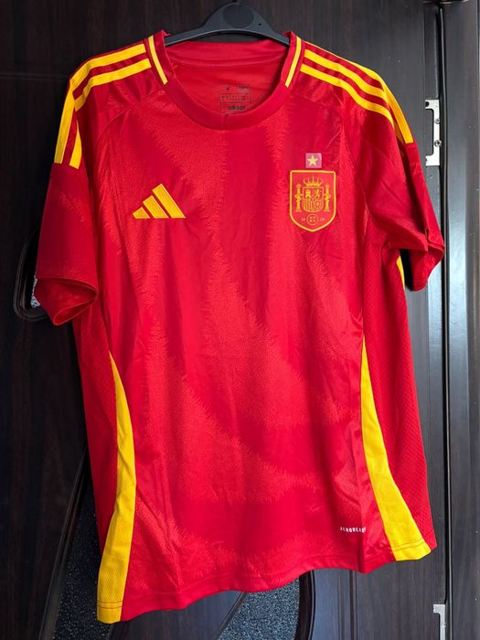 Tricou de fotbal cu Echipa Spania Vand Urgent!!