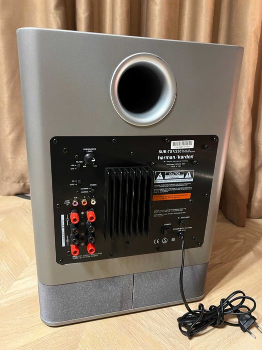 Harman Kardon boxe sateliti, surround sat-TS7 si CEN-TS7, subwoofer TS7/230