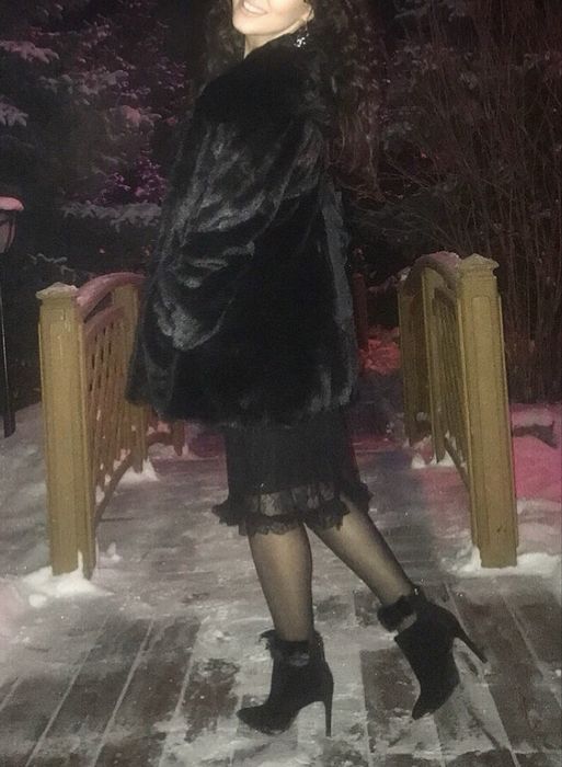 Продам норковую шубу