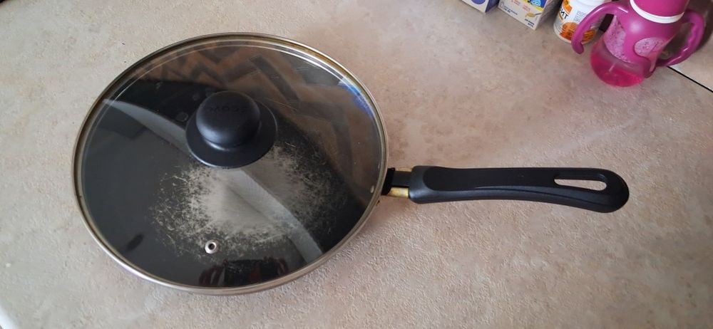 Продам посуду в одни руки