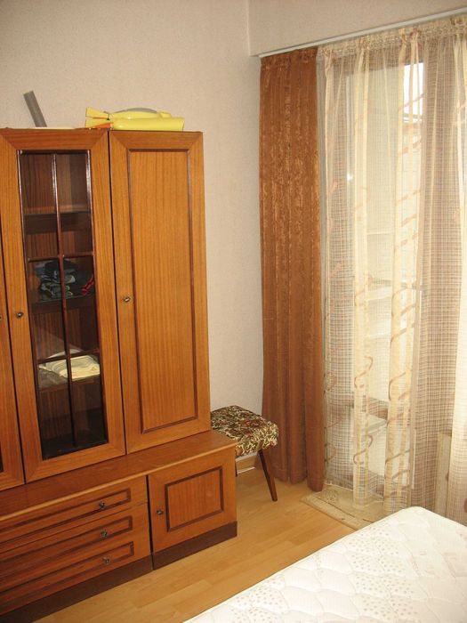 Дава се под наем Двустаен апартамент в Габрово, Център - 60 кв.м за 178.5 € - Снимка #2