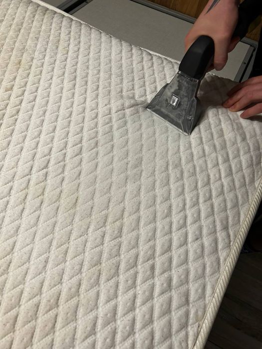 Химчистка мебели