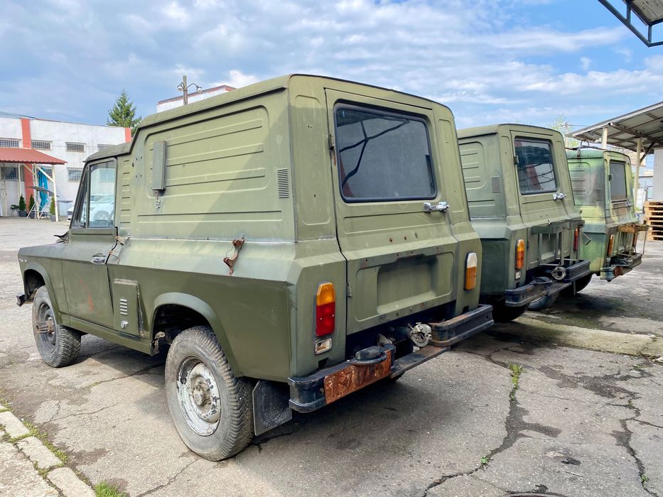 Vând autospecială ARO 243 D