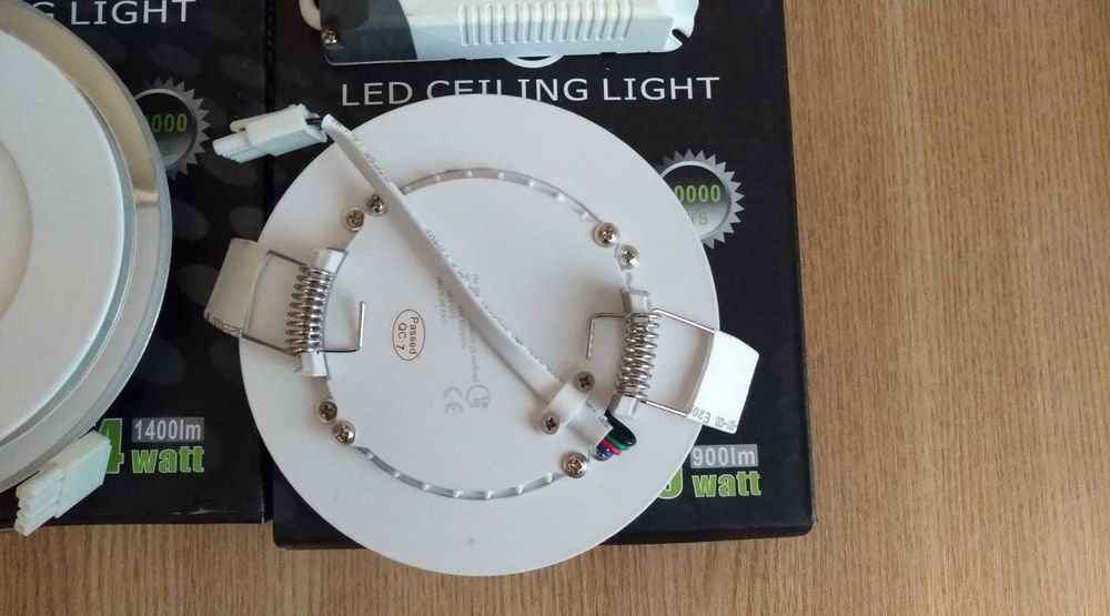 Lampa incastrata LED (cu doua culori: alb/albastru) - spot LED